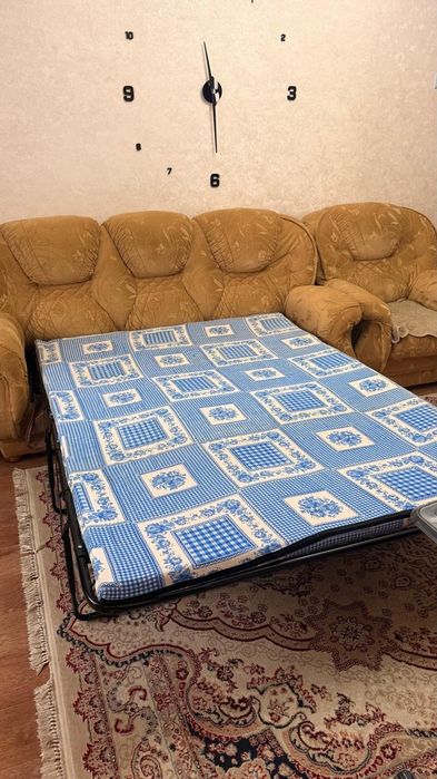 Продам диван и 2 кресла