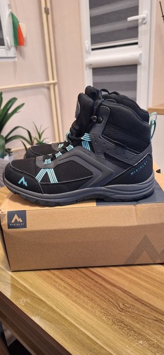 Планински обувки 37