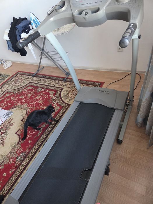 Продам беговую дорожку