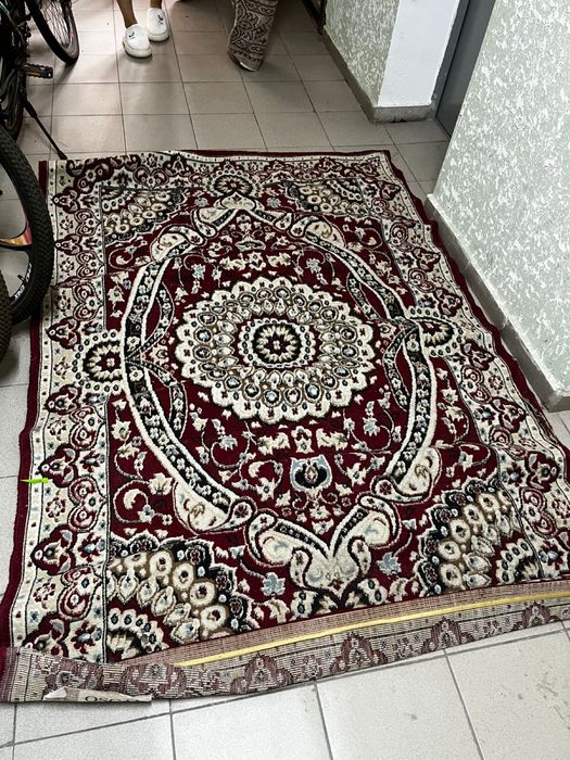 Продам два ковра