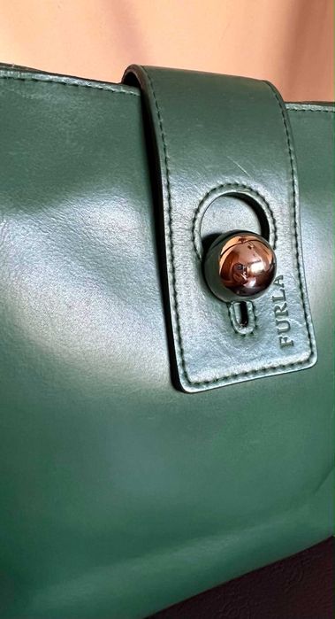 Дамска чанта Furla, естествена кожа