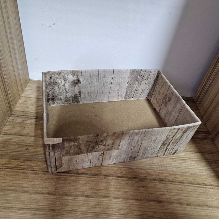 Set 7 cutii decorative care imita lemnul, 22.5x15x8 cm