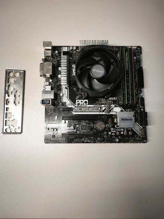 Asrock AB350 PRO4 / AM4 + Ryzen 3600 6-Core 3.6 GHz + 32GB DDR4 рам