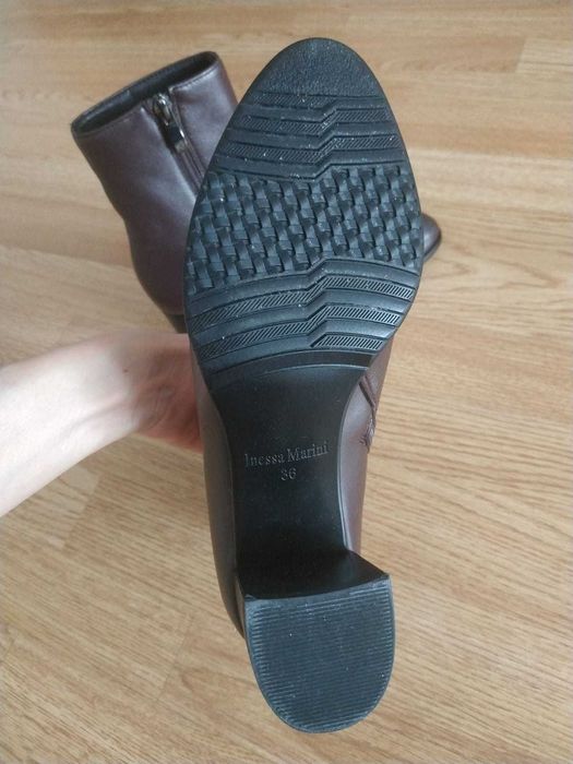 НОВЫЕ кожаные ботильоны