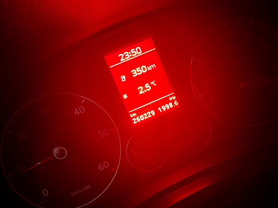 VOLKSWAGEN Golf 2004 — imagine 4