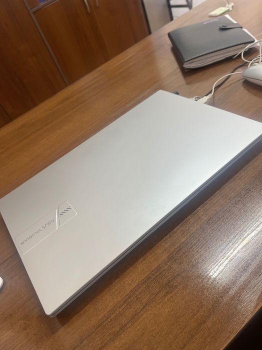 Продам срочно ноутбук новый