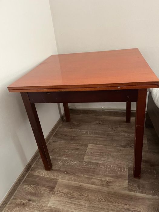 велосипед, бензопила столы, холодильник