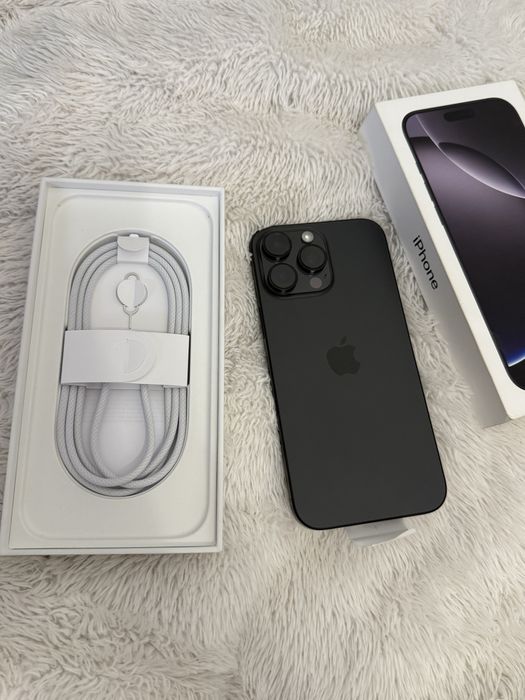 iPhone 16pro max 256gb