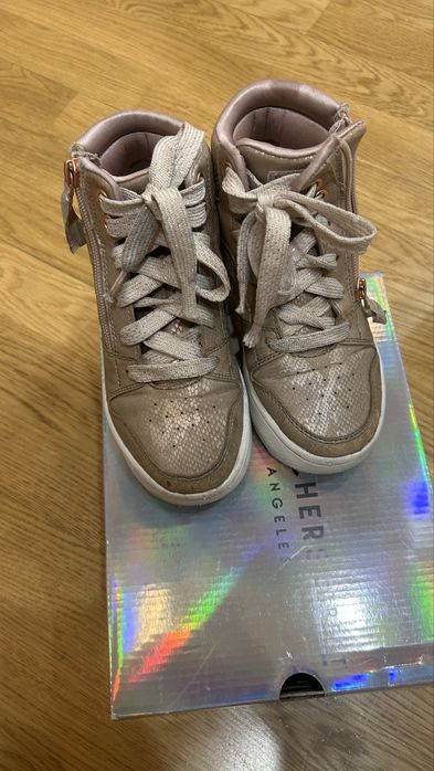 Skechers кроссовки