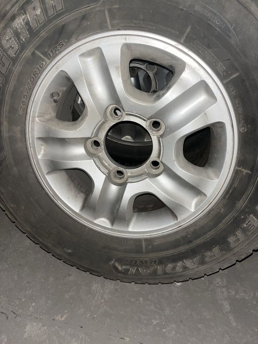 Диски с шинами на ландкрузер