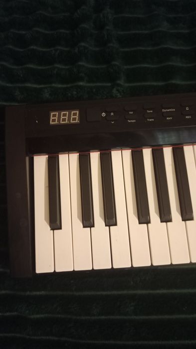 Pian Electronic FunKey SP-588 Portabil