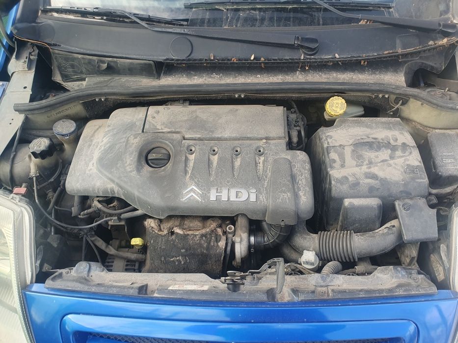 Продавам Ситроен С2