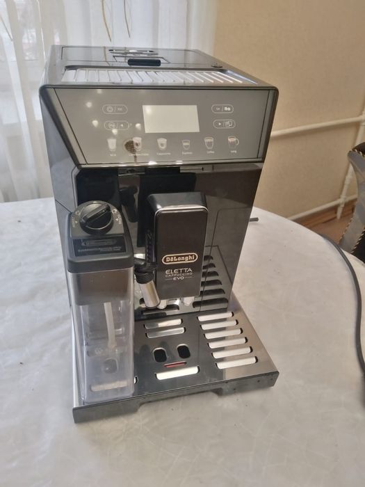 Кофемашина Делонге