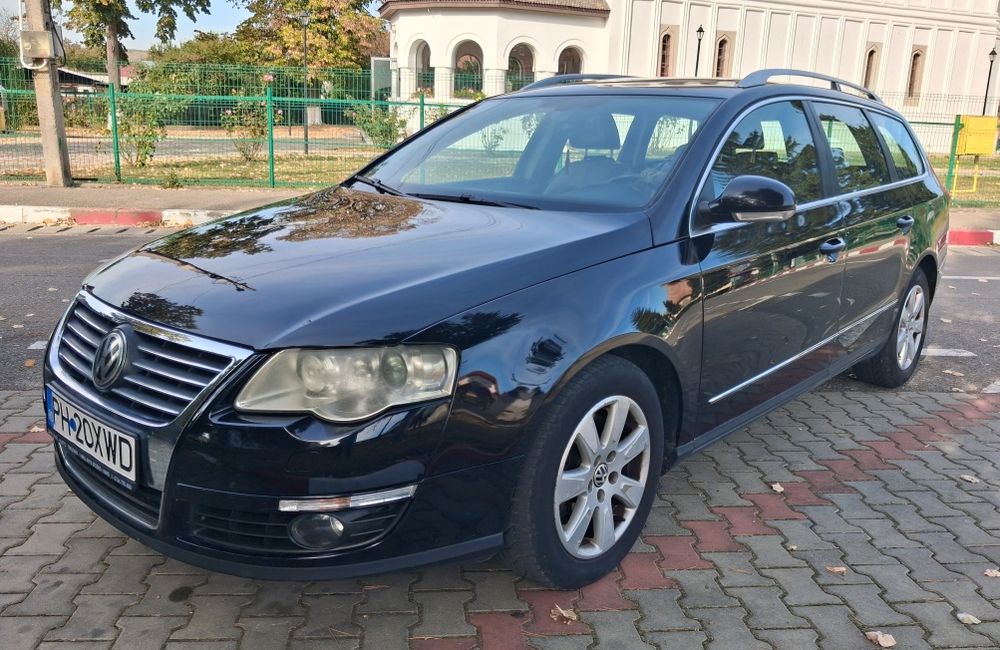 VOLKSWAGEN Passat