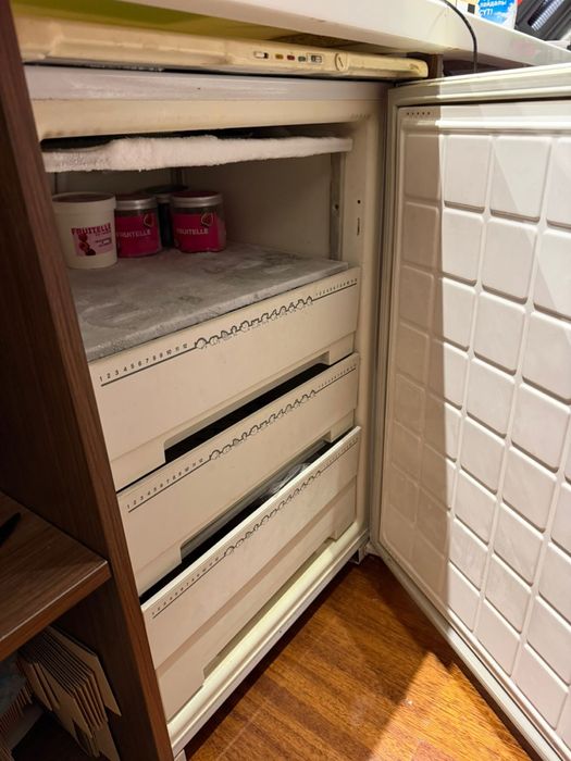 Морозильник белый