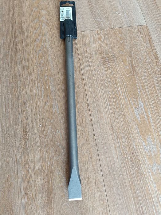 Burghiu și dalta beton