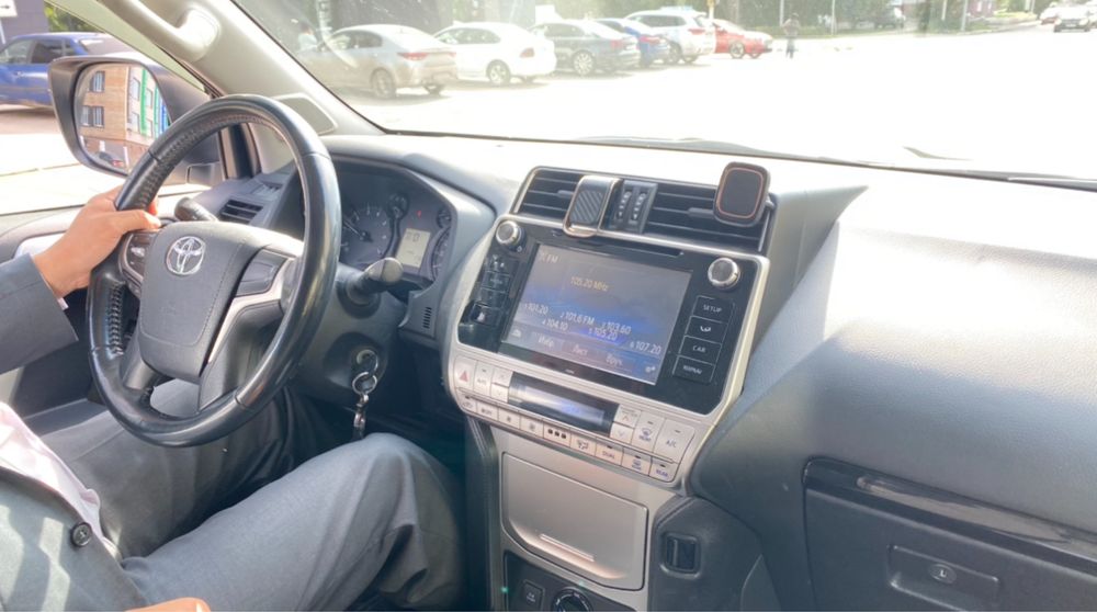 Land Cruiser Prado 150