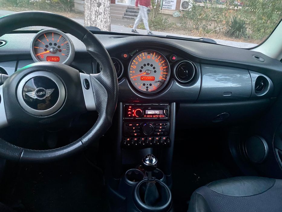MINI One 2002 — imagine 5