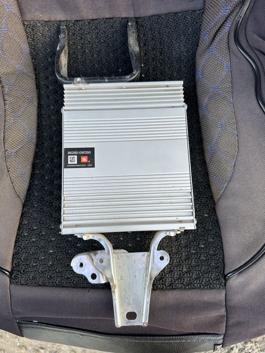 Усилитель звука JBL Камри / Авалон