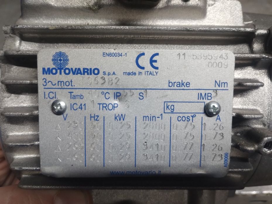 Vand motor trifazat Motovario TS63B2, 0.25 kW