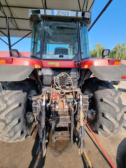 Dezmembram tractor MASSEY FERGUSON 8280