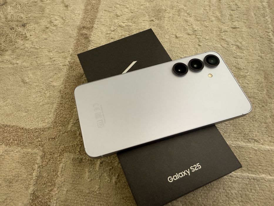 Samsung S25  5G  256 ГБ