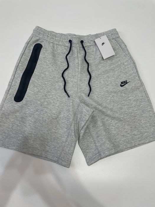 Шорты Tech Fleece Серые
