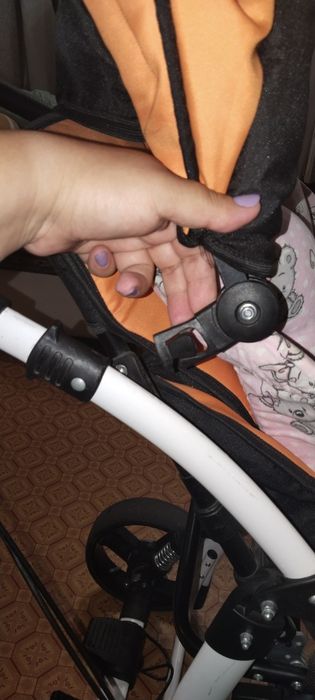 Продам детскую инвалидную коляску