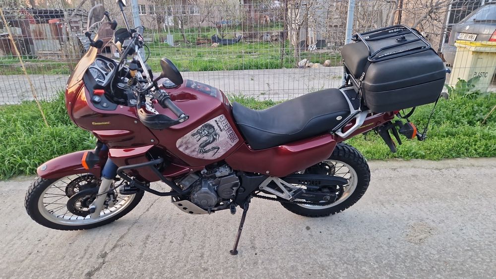 Yamaha xtz 750,pregătită de drum, nu necesită investitii.
