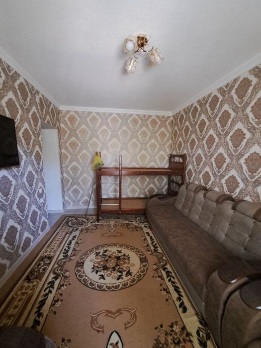 Продаётся с мебелью 2х комнатная квартира на 3-этажей Адрес Гагарина!.