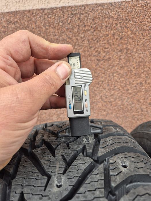 Jante Duster R16 5x114,3 cu anvelope Bridgestone 215/65R16