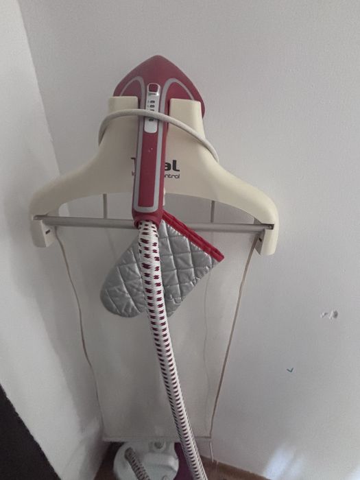 Паровой утюг большой от tefal