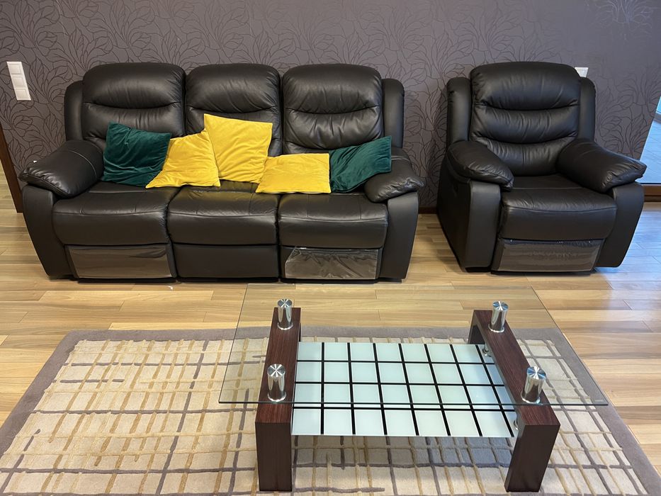 Masa sticla pentru living