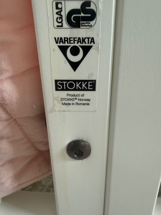 Детско легло / кошара на Stokke Sleepi V 3 в комплект с матрак