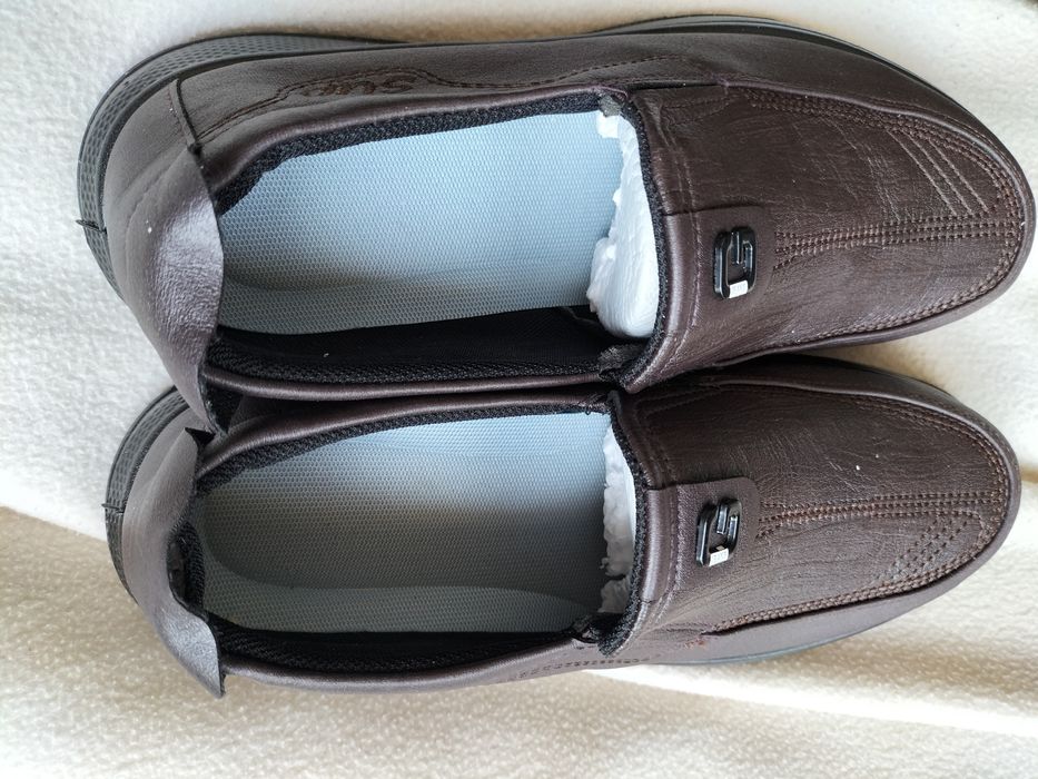 Pantofi bărbătești mărimea 40