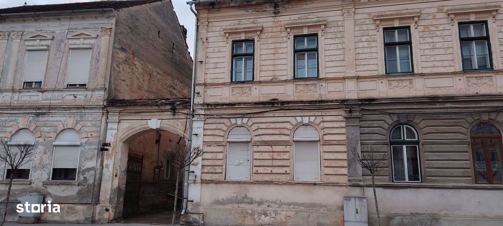 De vânzare apartament la casă, Piața Republicii, Agnita