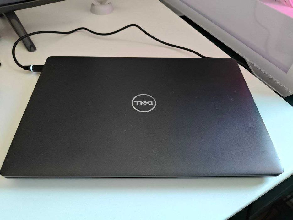 Laptop DELL Latitude 5400 | i5 8365u - 8GB RAM - 120GB SSD NVME