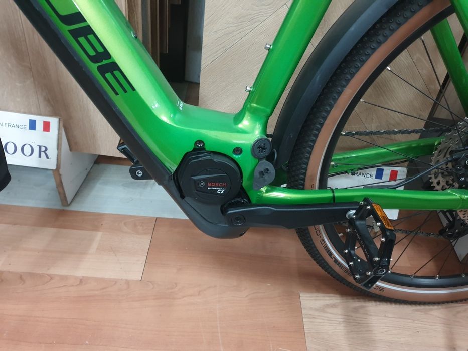 Нов  електрически велосипед CUBE  29"цола Bosch CX Smart