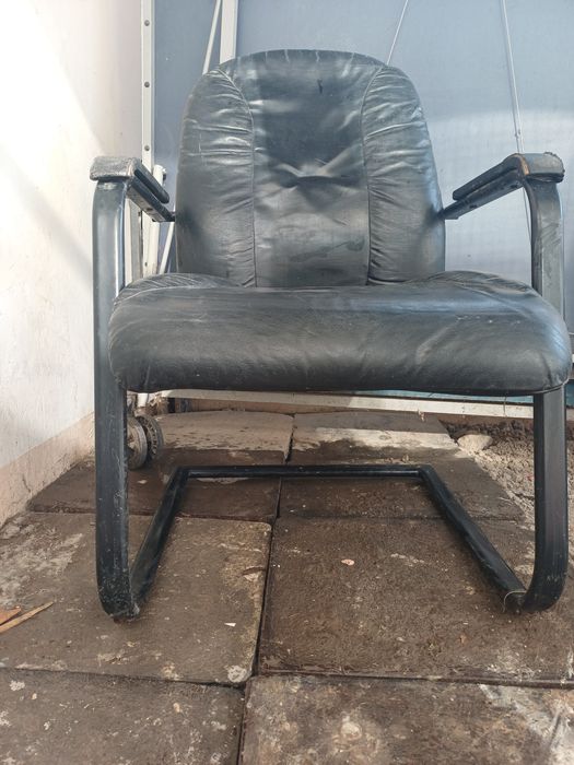 Кресло офисное б/у