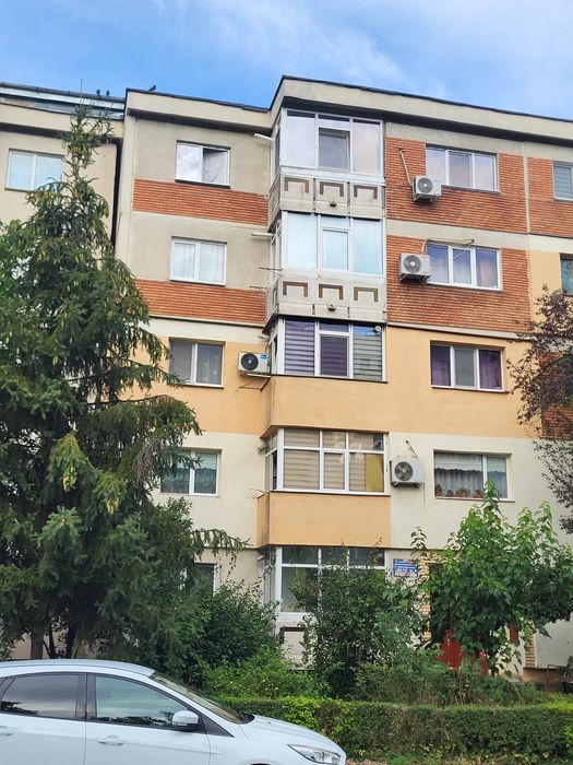 Vand apartament 2 camere Eremia Grigorescu