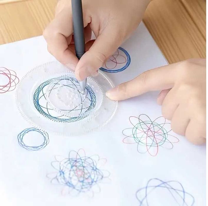 Set 22 de piese pentru desen, Jucărie educativă caleidoscop, colorare