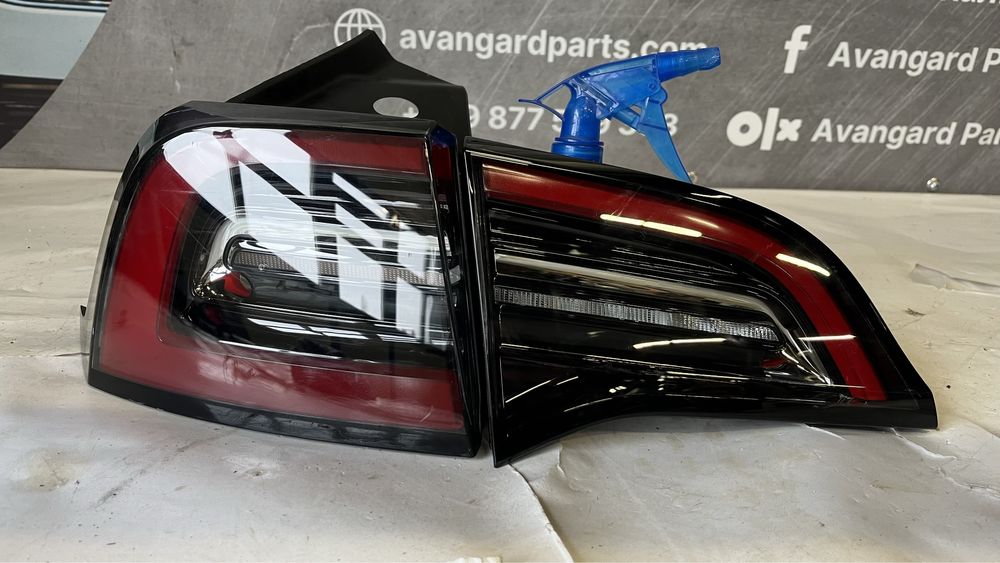 Комплект леви стопове Tesla Y 2020-