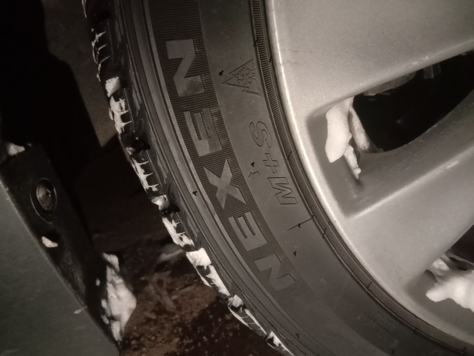 Продам 225,45,18 диски 150000