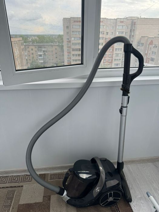 Продам пылесос срочно