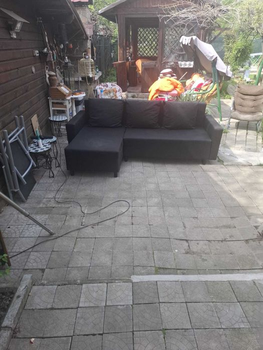 vând f ieftin canapea extensibila puțin folosită