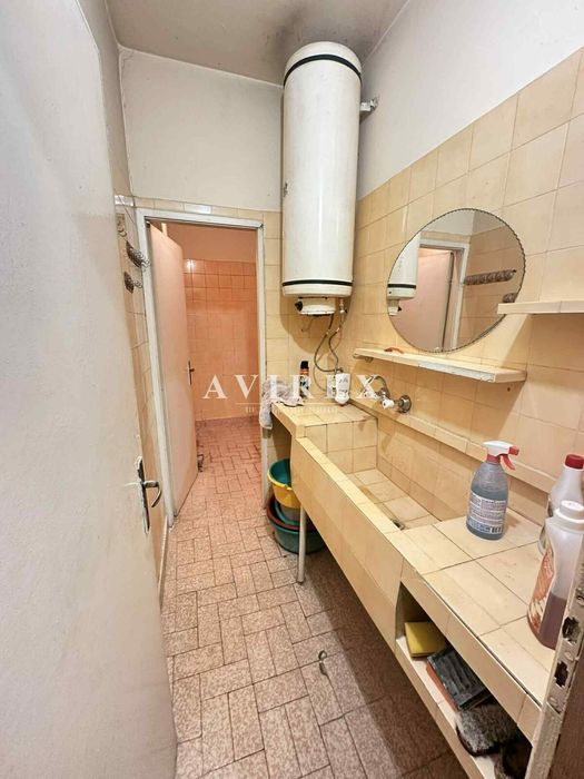 Продава се Тристаен апартамент в Пловдив, Кючук Париж - 86 кв.м за 790 €/кв.м - Снимка #6