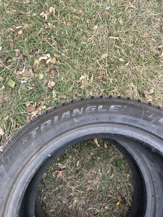TRIANGLE 215/55 R17 с шипами