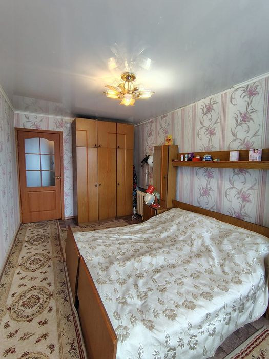 Продам 2 ком квартиру район Байтерек 18900