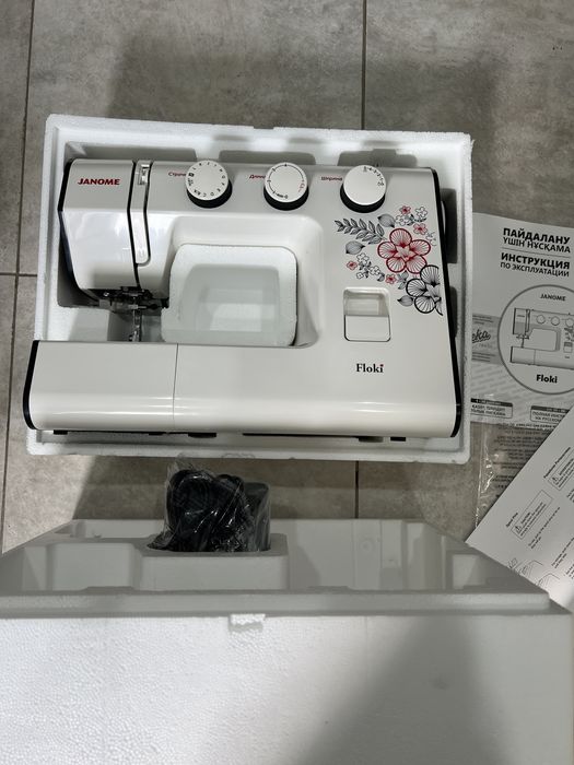 Швейная машина Новый