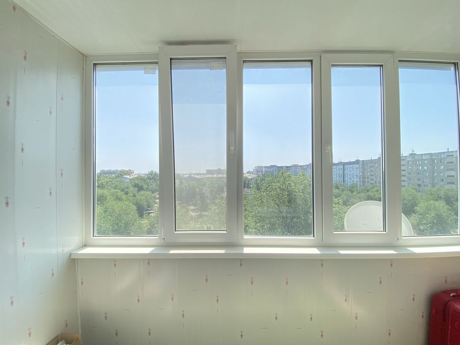 Продаётся в 4 микрорайоне 3-х комн. квартира